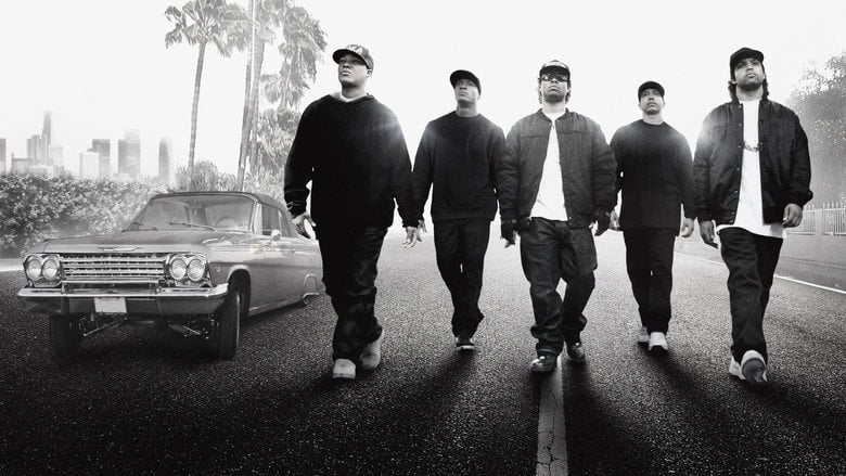 Prosto z Compton (2015) na Filman - Dostępność online